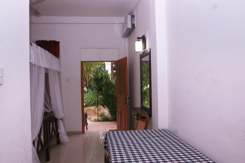 Tithira Guest House Mirissa Zimmer foto